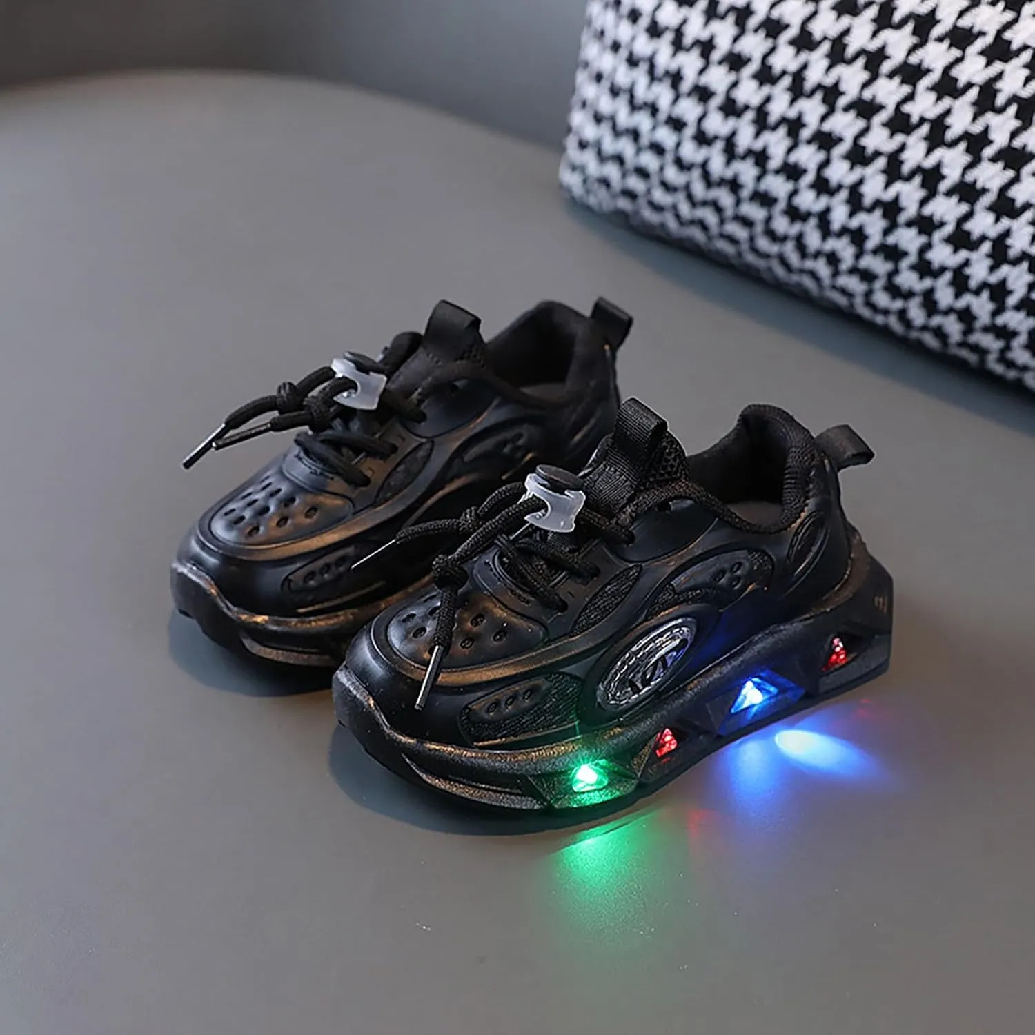 Baby Boys Girls Light Up Solid Color Sneakers for Kids Toddler Infant Flash Breathable Mesh Sports Casual Chunky Shoes