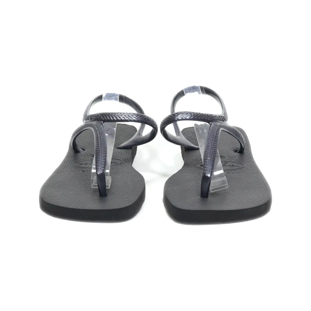 Havaianas Flat Sandals Rubber Black Colour For Women