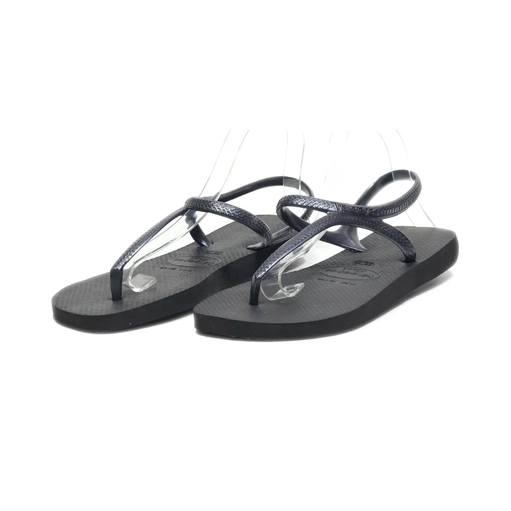 Havaianas Flat Sandals Rubber Black Colour For Women