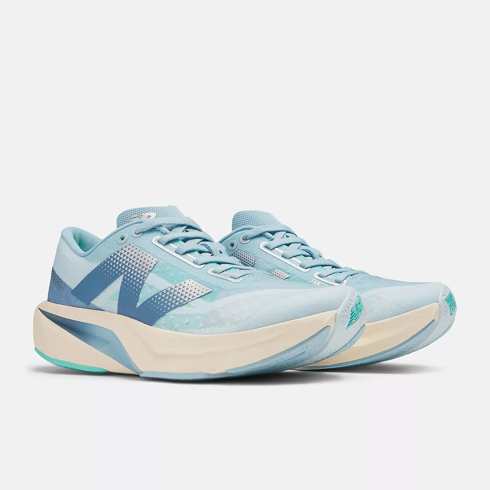 Women's FuelCell Rebel v4