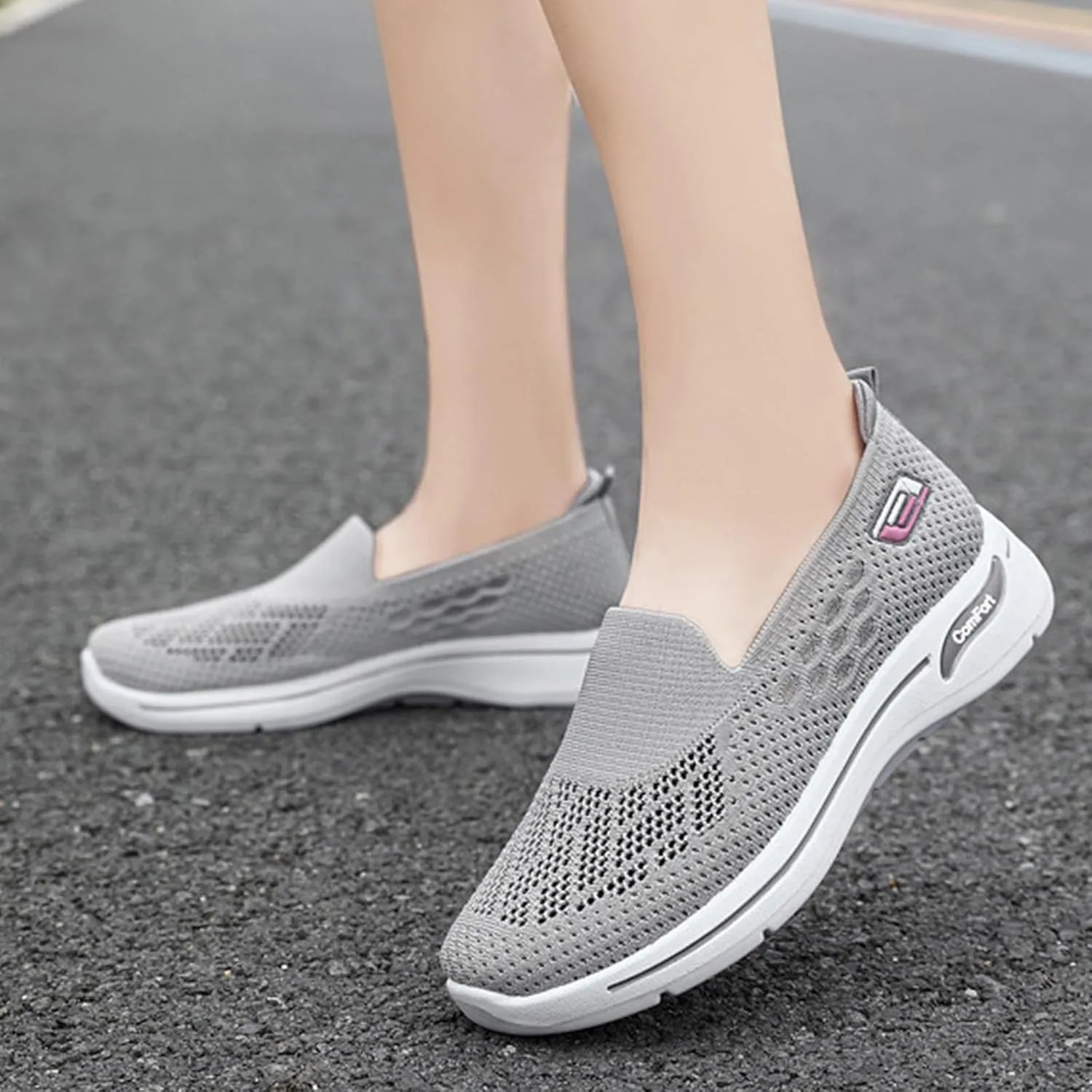 Women's Mesh Shoes Lightweight Comfortable Loafers for Women Casual Breathable Outdoor Walking Shoes Slip On Sneakers